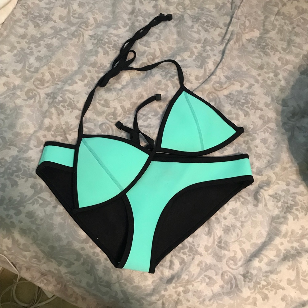 Triangl bikini